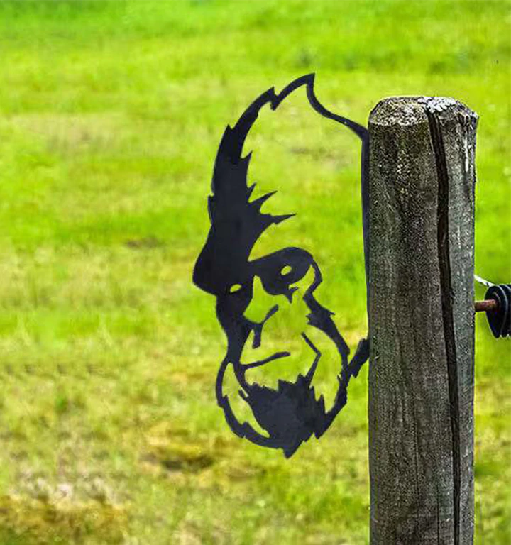 Outdoor Garden Farm Peeping Goat Metal Artwork Indoor Decoration-unitmotor™