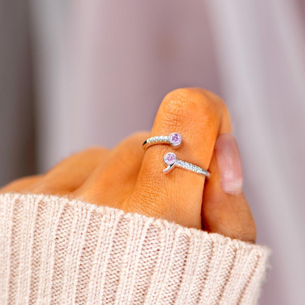 Your Story Isn't Over Pavé Semicolon Ring-unitmotor™
