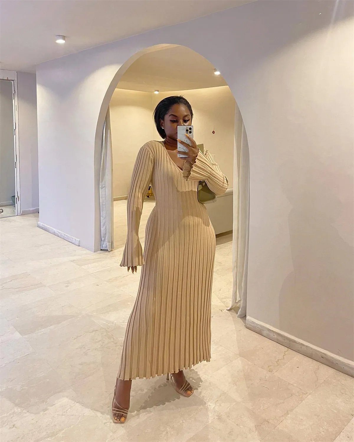 2023 Fall New Sleeved Knit Midi Dress(Buy 2 Free Shipping)-unitmotor™