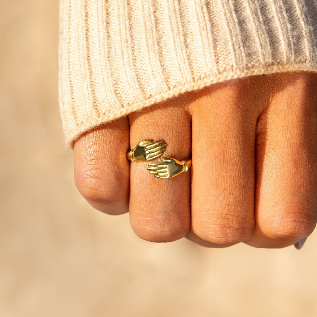 A Hug To You Hug Ring-unitmotor™