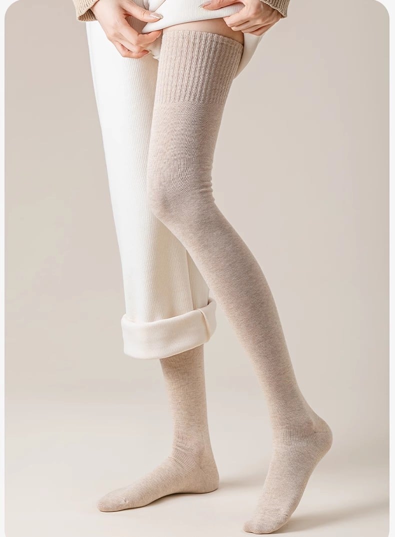 🔥 New Hot Sale - Women's Warm Thigh High Socks🧦