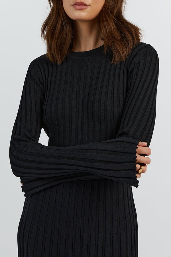 Long Sleeved Knit Midi Dress-unitmotor™